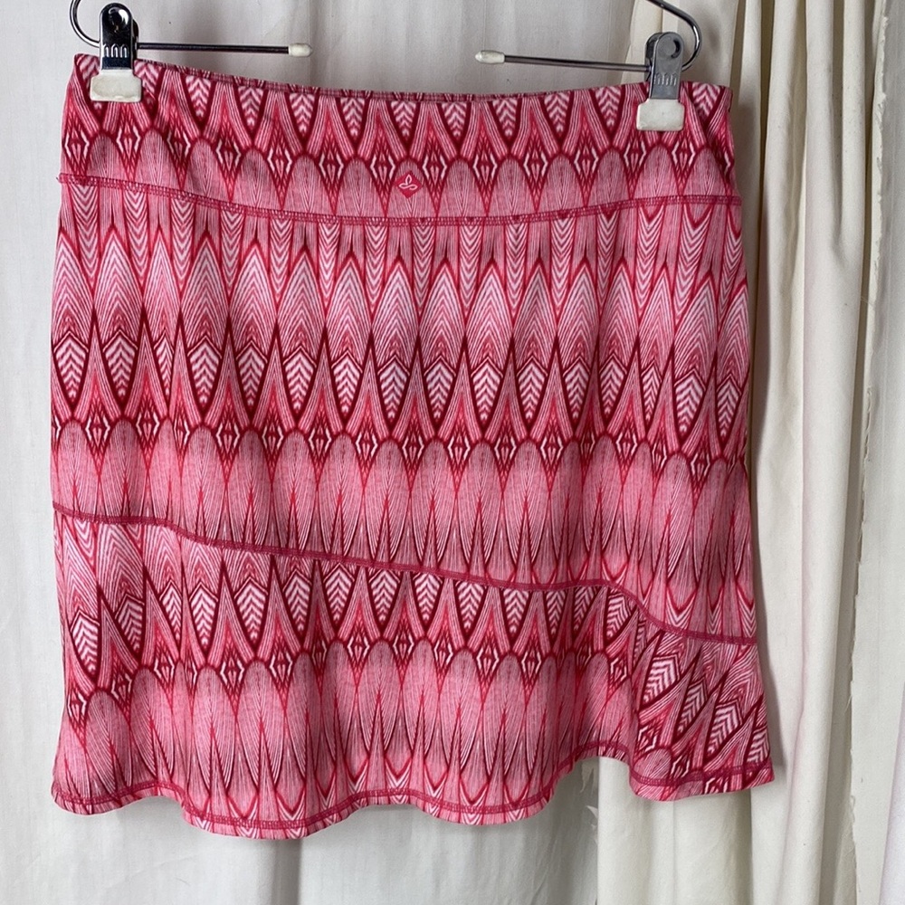 PRANA L Deedra Feather Print PINK Skirt